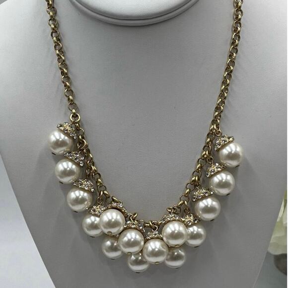J. Crew Gold-Tone Faux Pearl Rhinestone Dangle Cluster Statement‎ Necklace - Picture 1 of 11